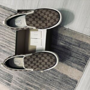 Gucci Brown Patterned Slip-On Loafers